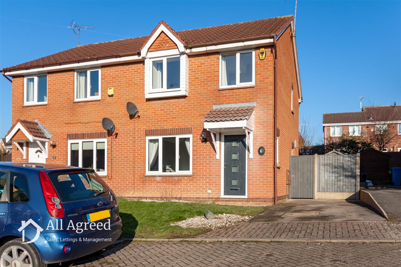Landmere Close