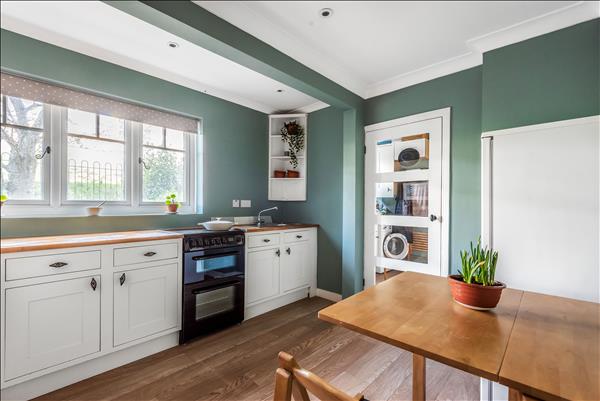 Private Double Room and Kitchen/Diner