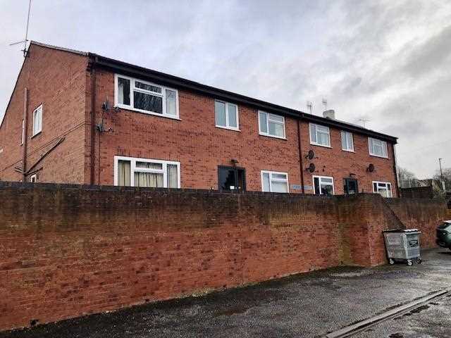 Broom Hill Court, Old Whittiungton
