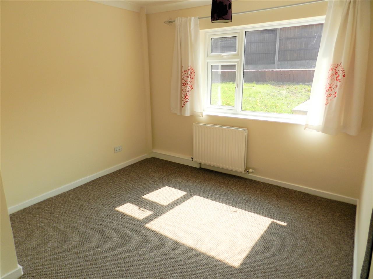 Thornham Crescent - Picture 8