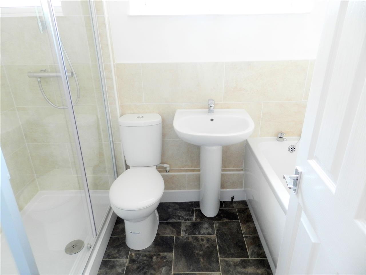 Thornham Crescent - Picture 11
