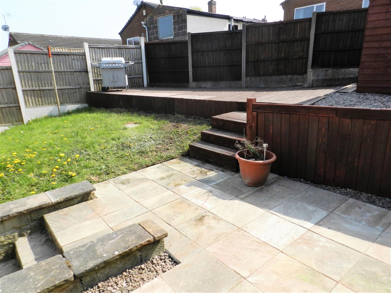 Thornham Crescent - Picture 13