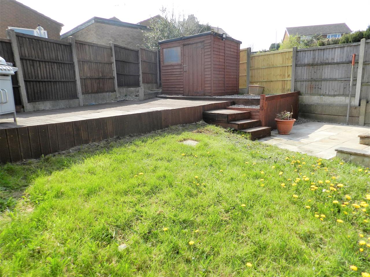 Thornham Crescent - Picture 14