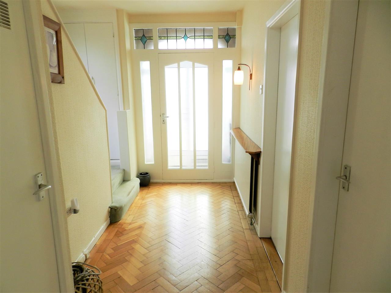 Cedar Avenue - Picture 3