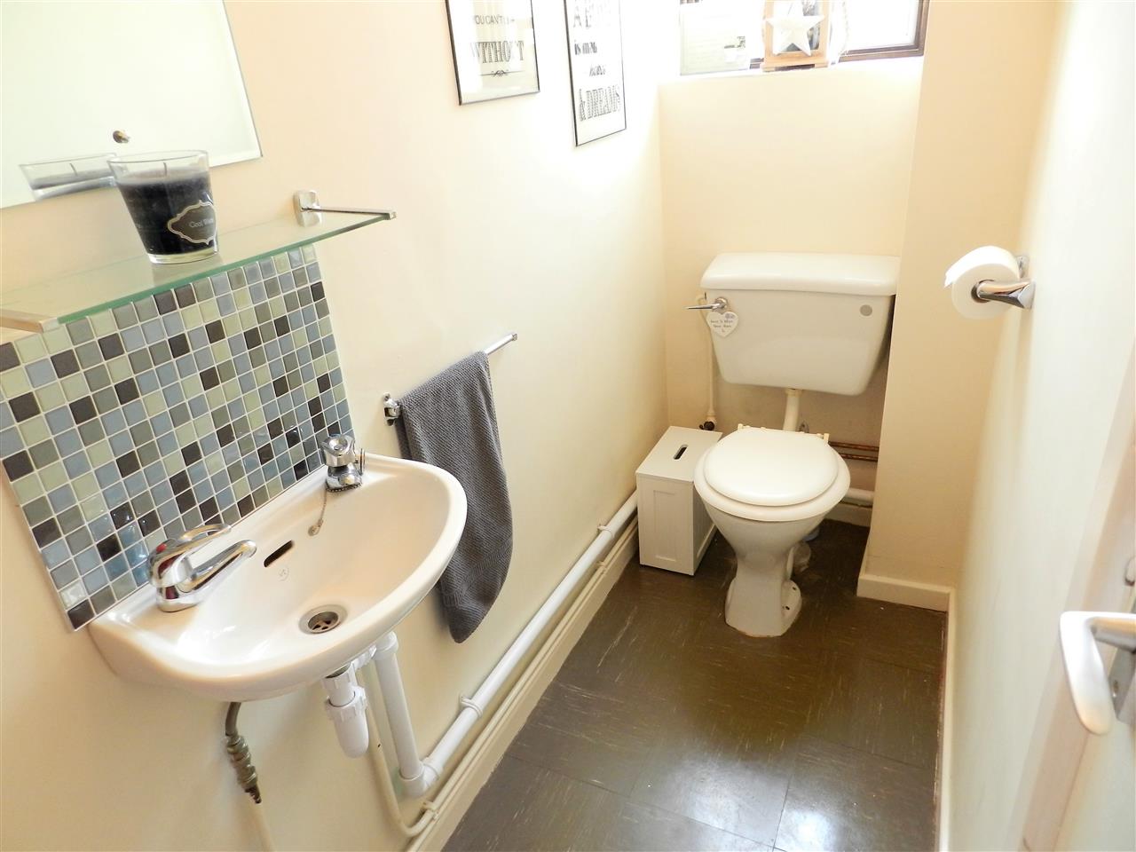 Cedar Avenue - Picture 10