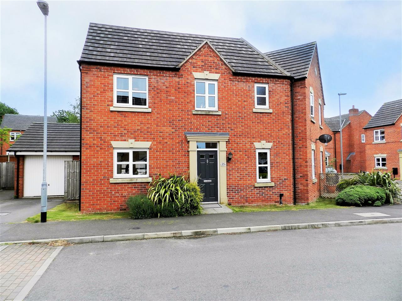 Station Road - Picture 1