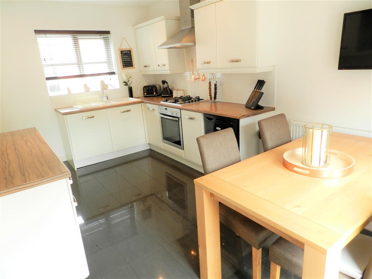 Bennet Drive - Picture 6