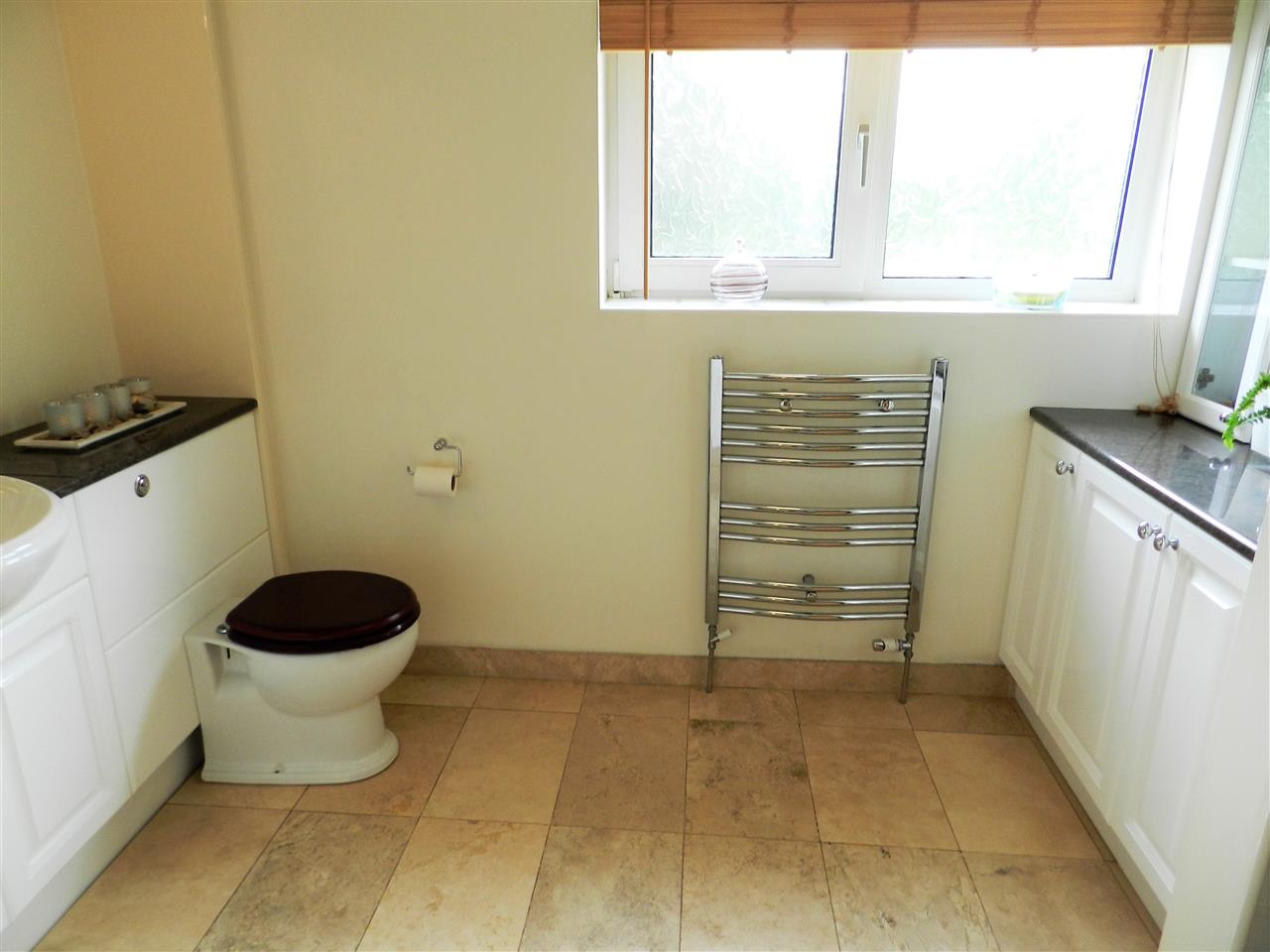 Station Road - Picture 18