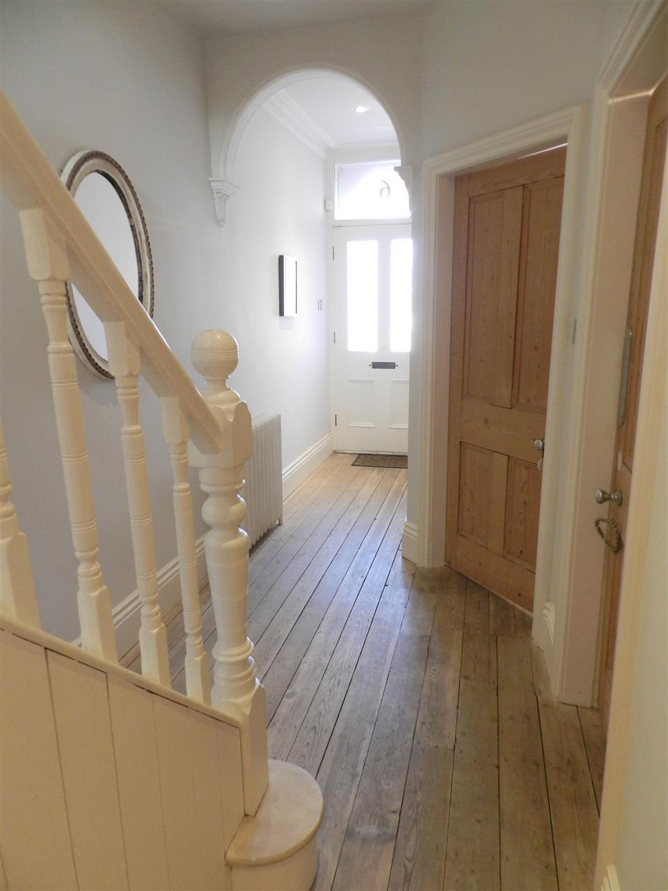 Waldeck Road - Picture 30