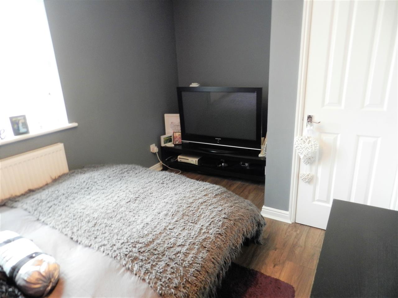 Overmoor View - Picture 8