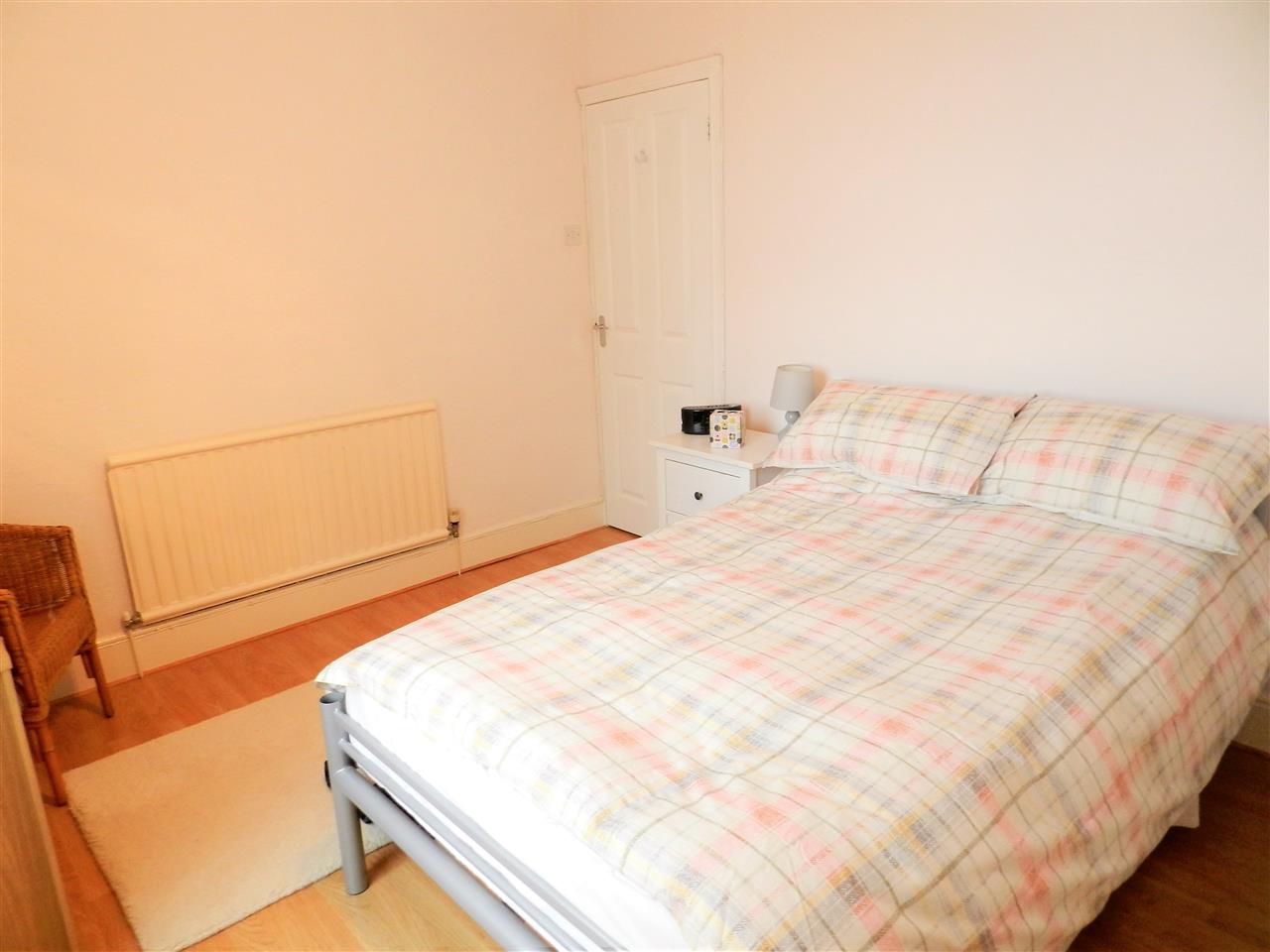 Ladycroft Avenue - Picture 13