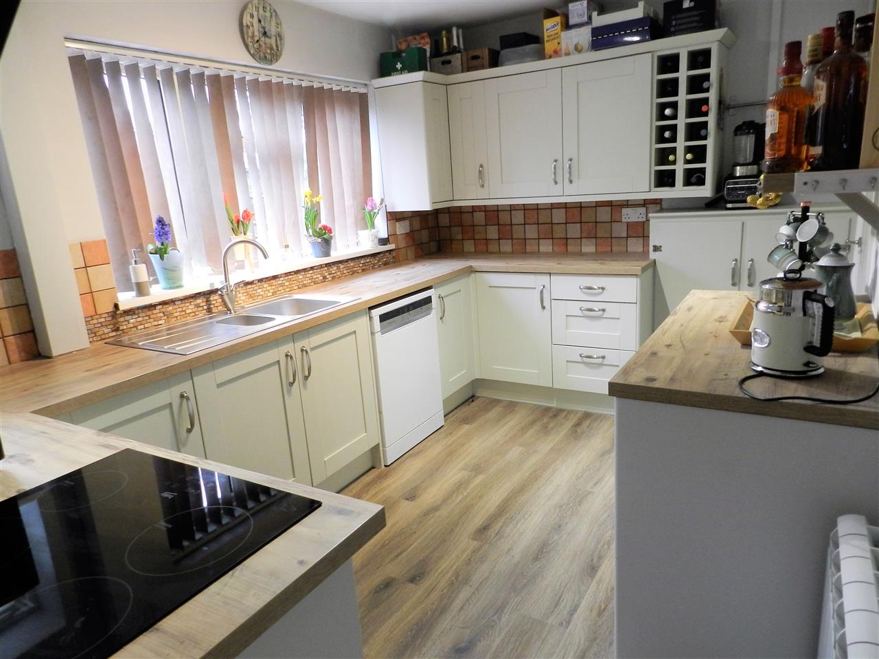 Southwood Avenue - Picture 2