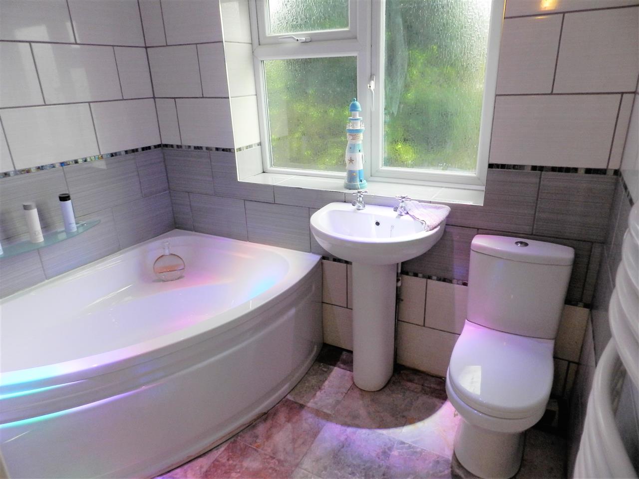 Southwood Avenue - Picture 13