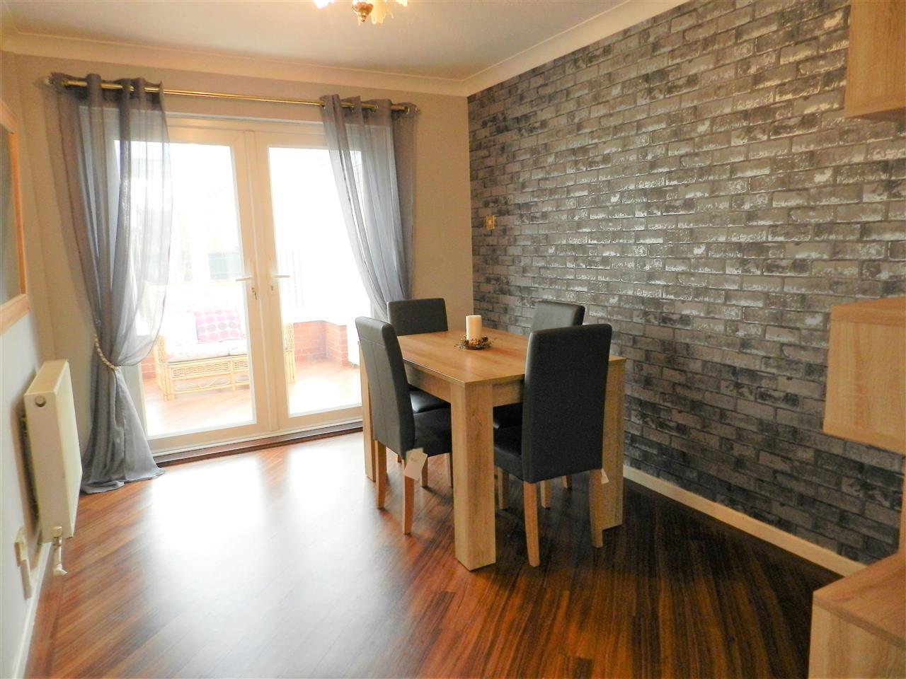 Hollinwell Close - Picture 4