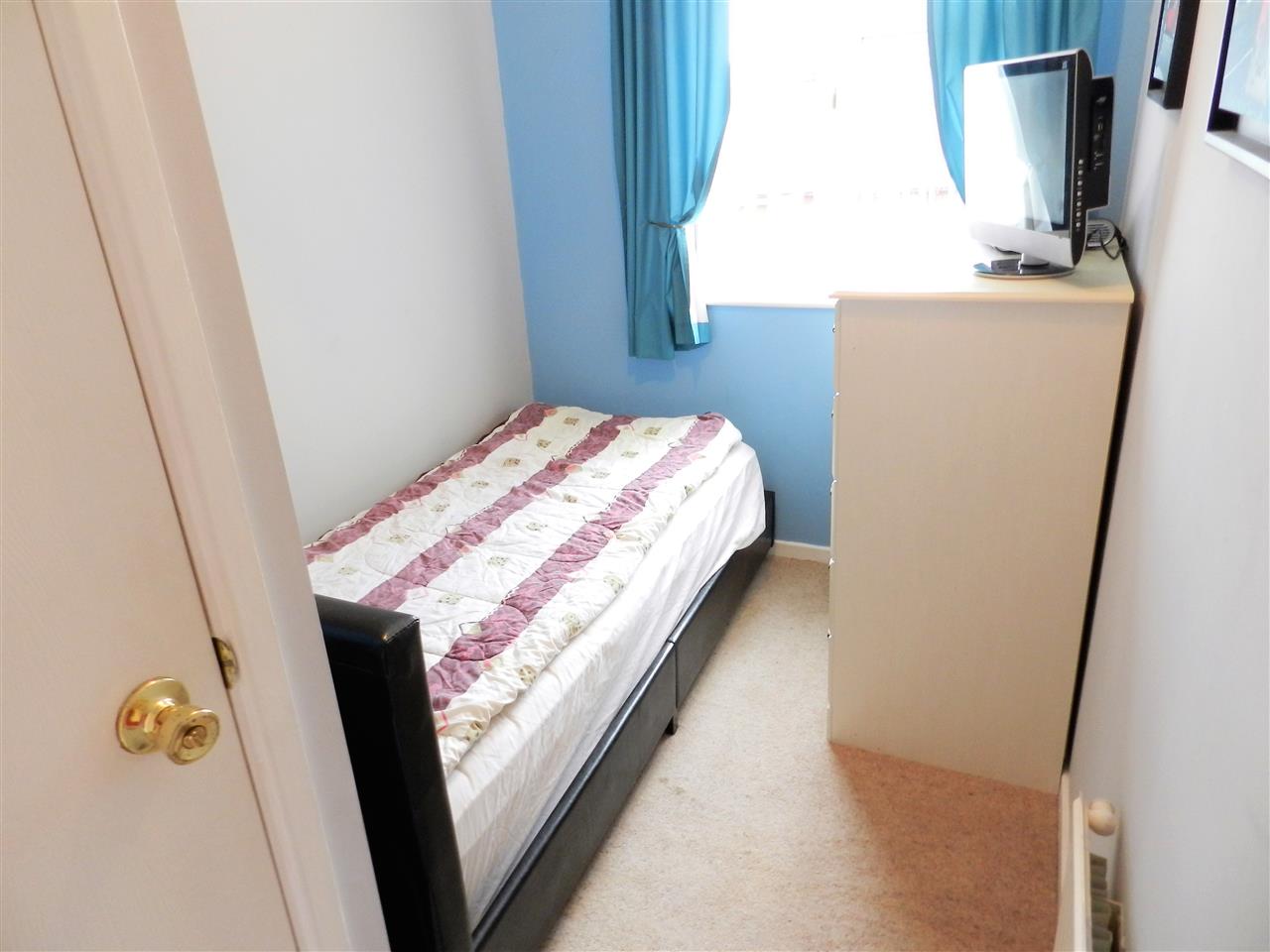 Hollinwell Close - Picture 15