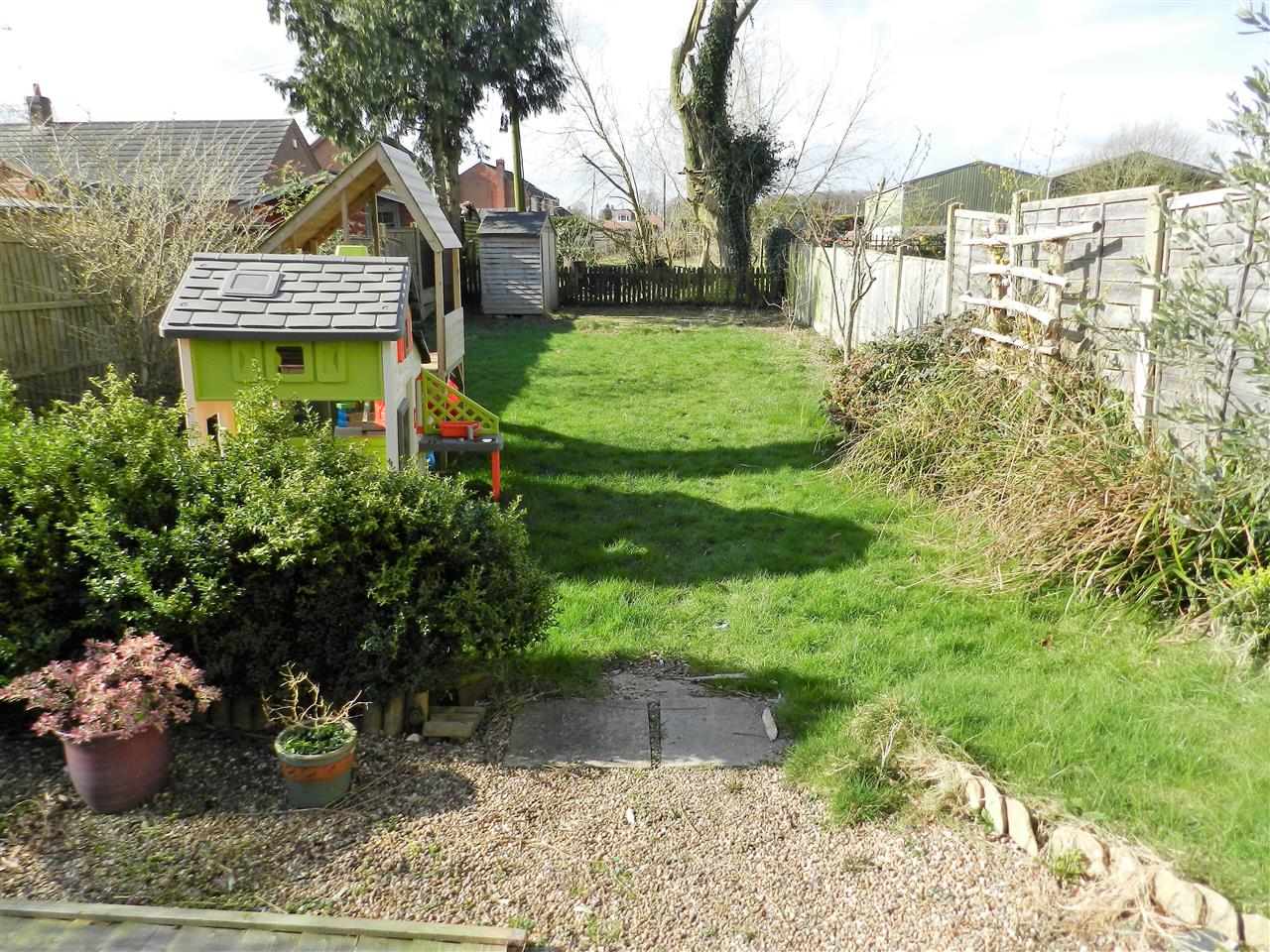 Mickledale Close - Picture 15