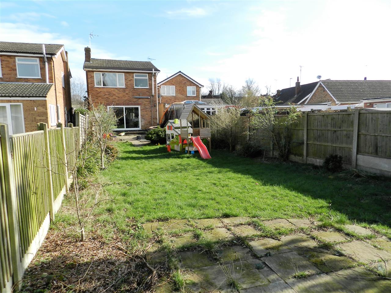 Mickledale Close - Picture 16