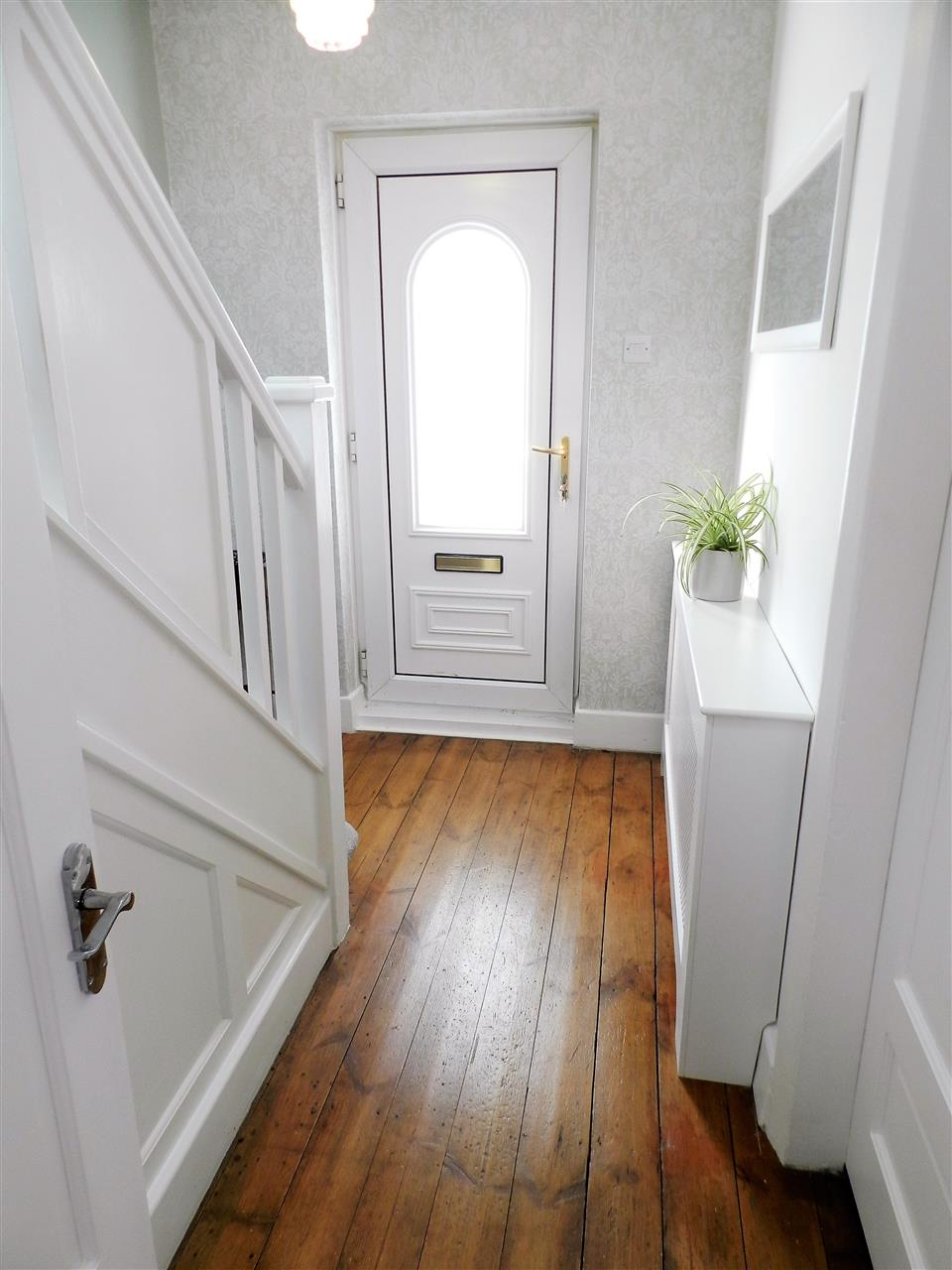 Mayfair Avenue - Picture 17