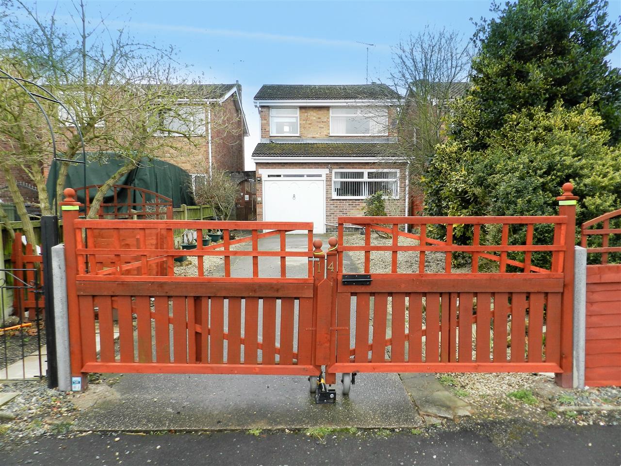 Quince Close - Picture 1