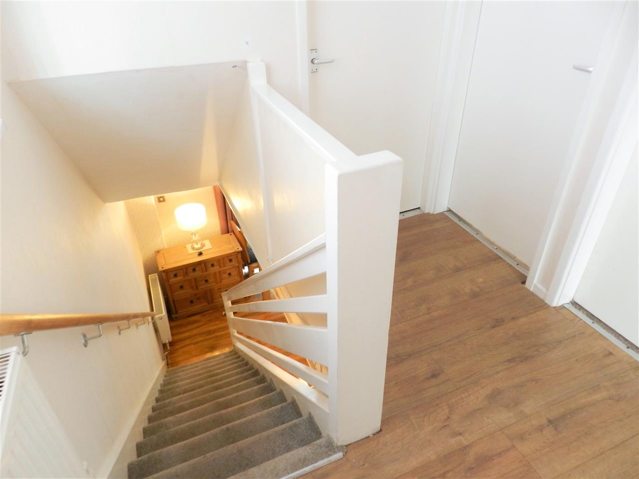 Mickledale Close - Picture 11