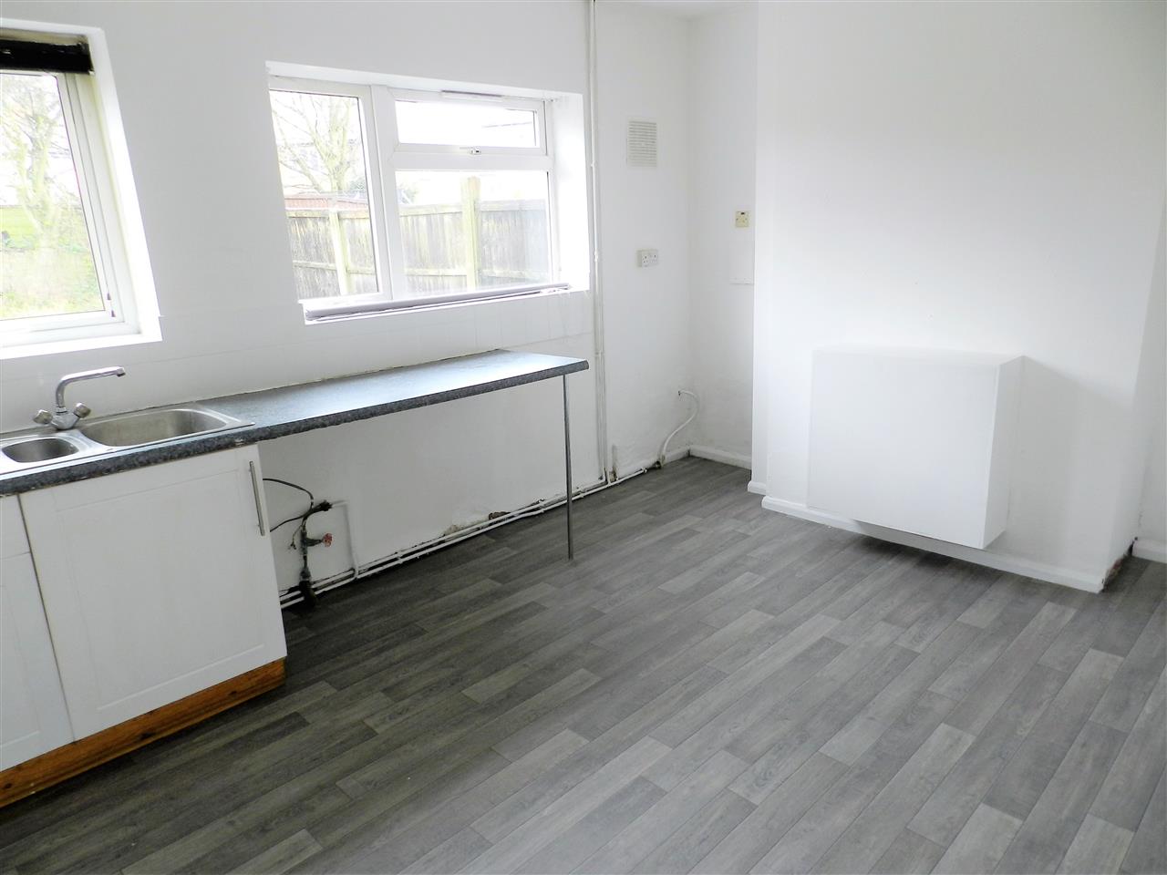 Greenwood Drive - Picture 5