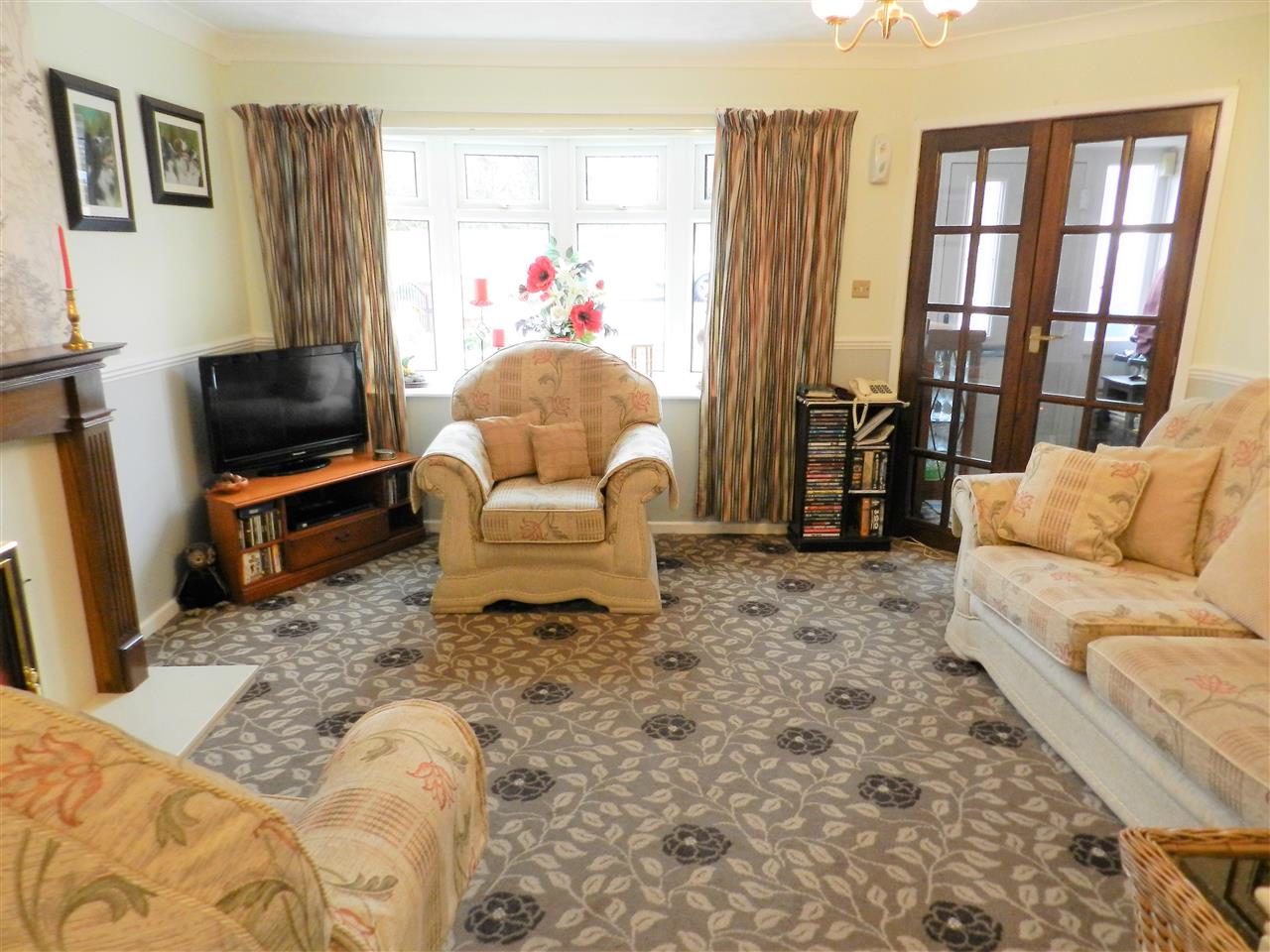 Mickledale Close - Picture 5