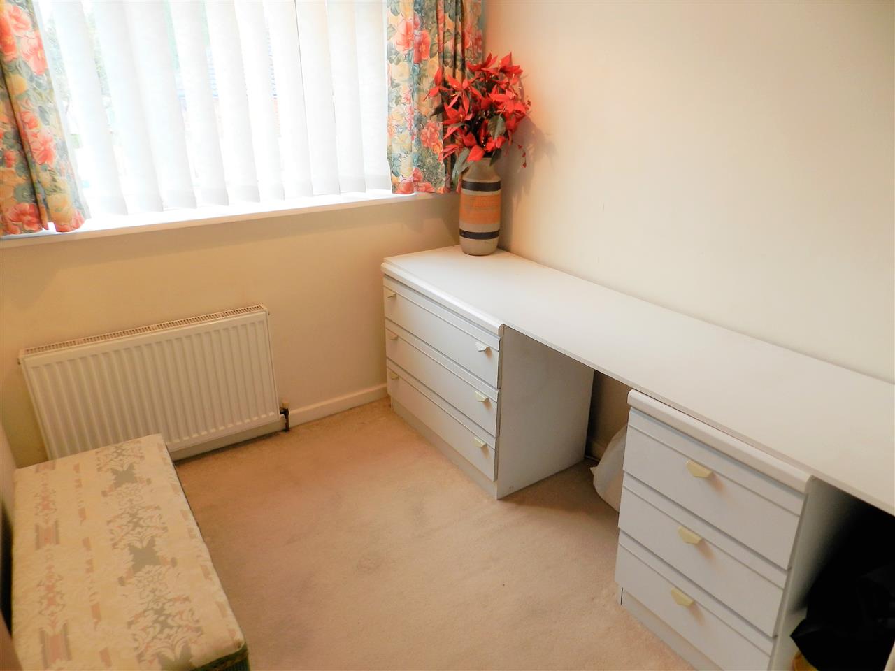 Mickledale Close - Picture 20