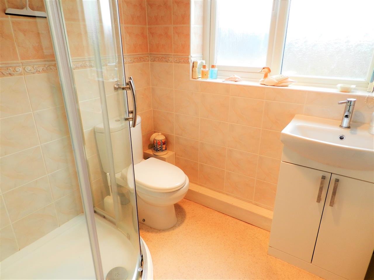 Mickledale Close - Picture 21