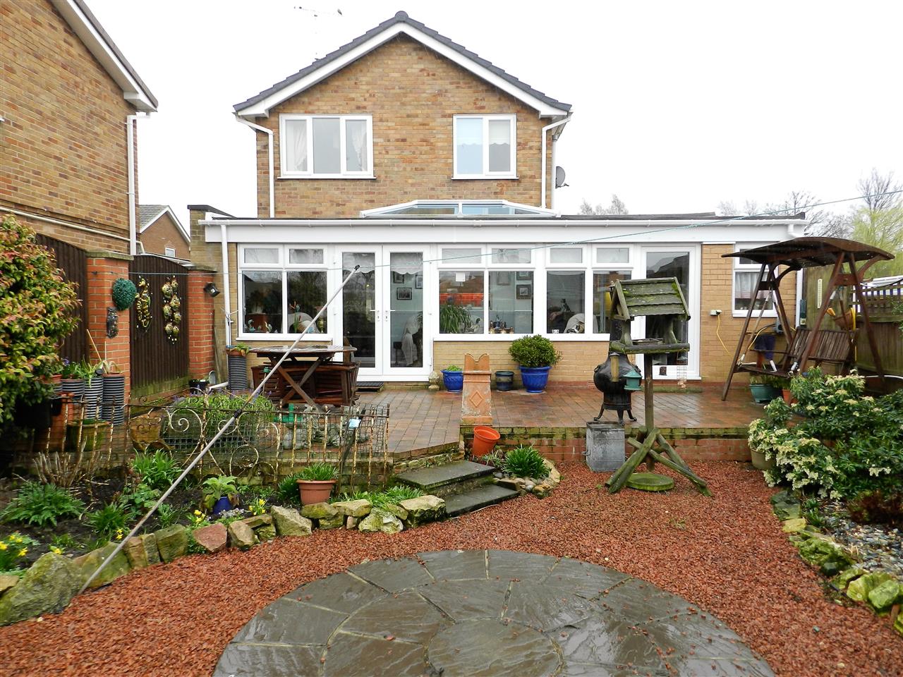 Mickledale Close - Picture 24