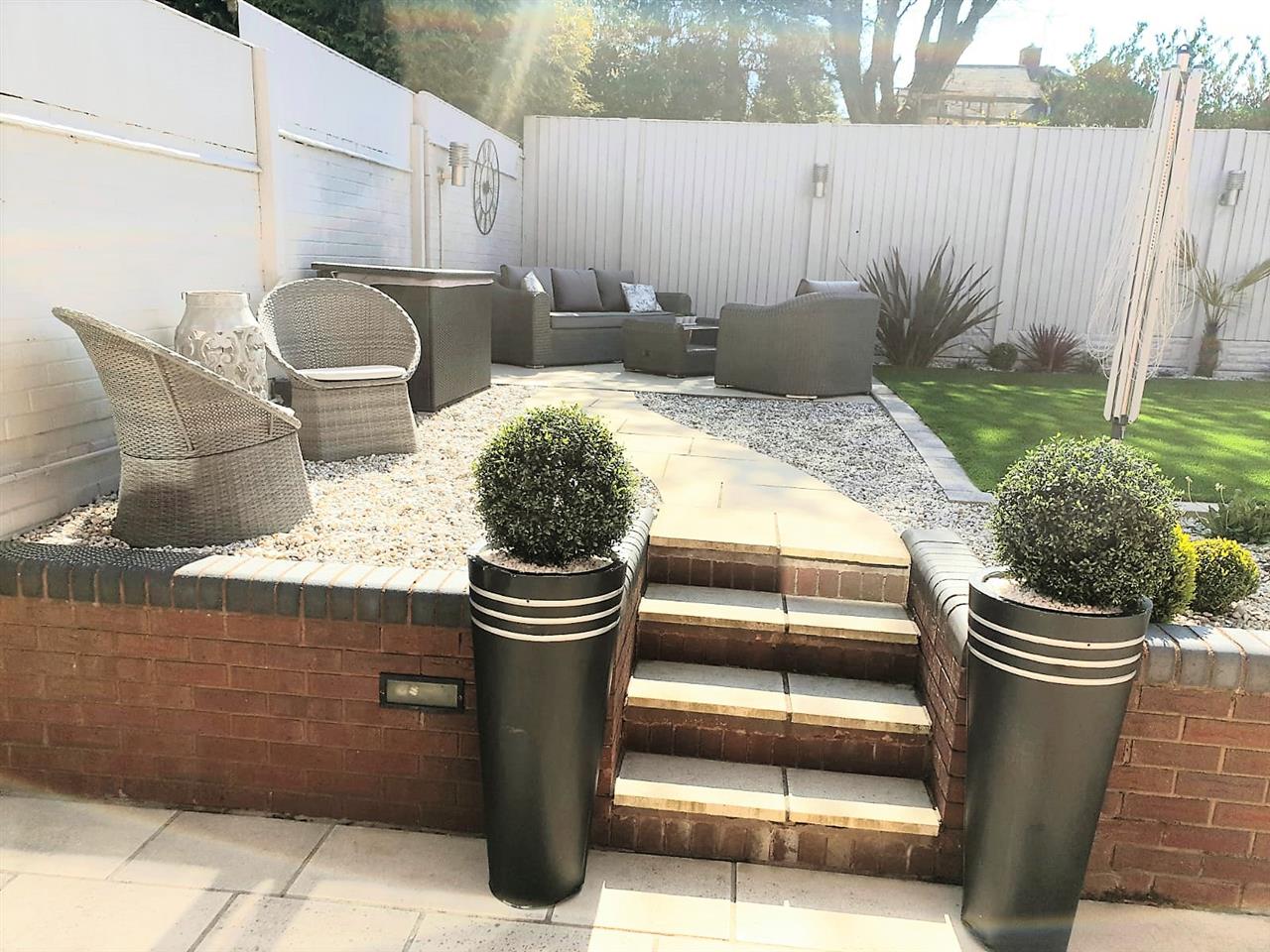 Watermint Close - Picture 31