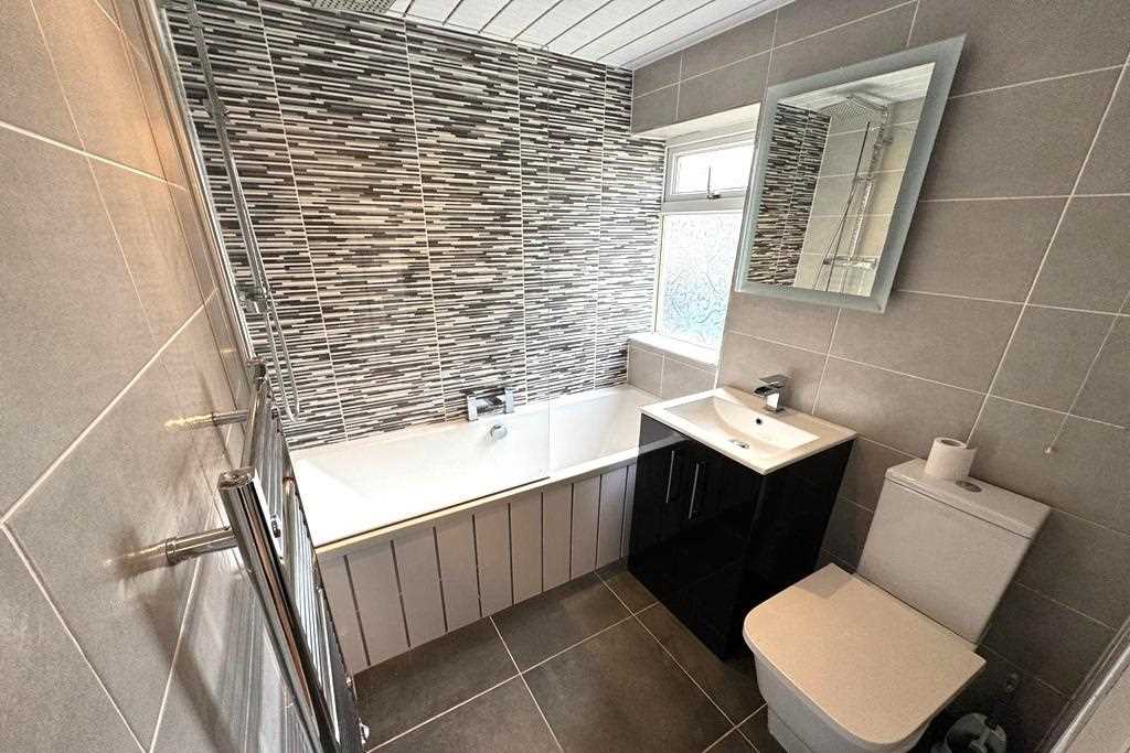 Dryburn Avenue - Picture 10