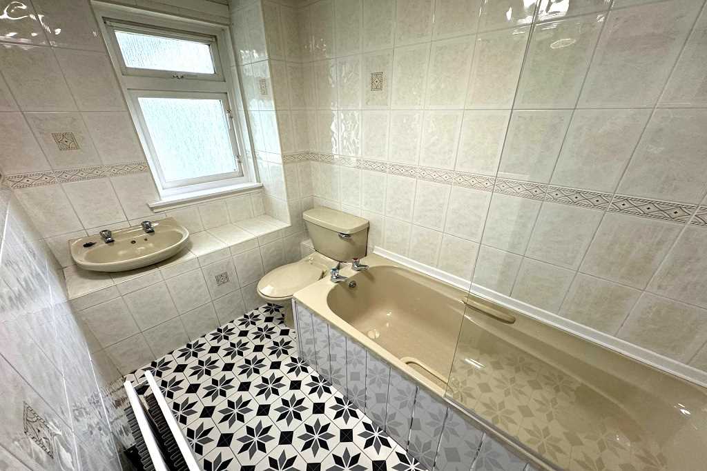 Rockhampton Avenue - Picture 7