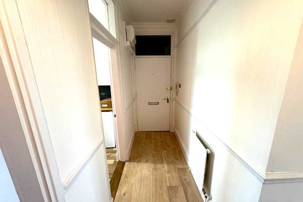 Renfield Street - Picture 2