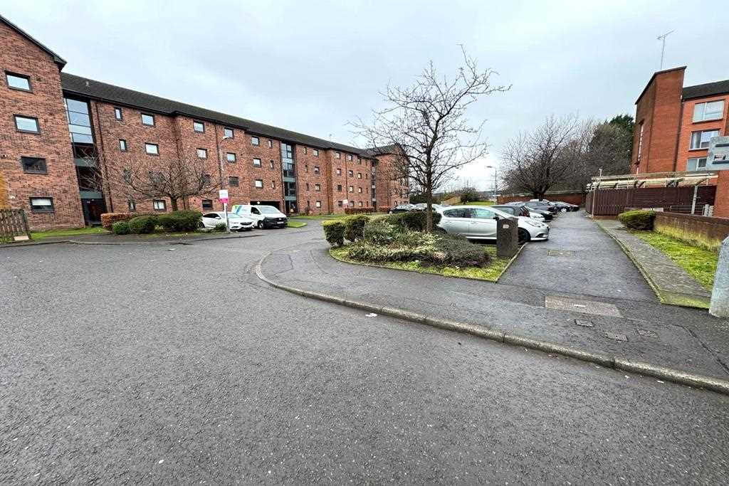 Tollcross Park View - Picture 16